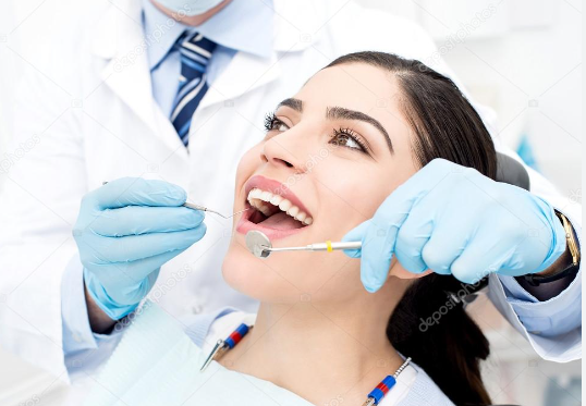 The Connection Between Oral Health and Overall Wellness: What Dentists Say